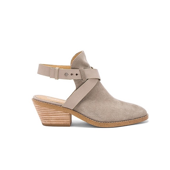 Splendid Shoes - Splendid Dasha Bootie in Pearl Grey (7.5)
